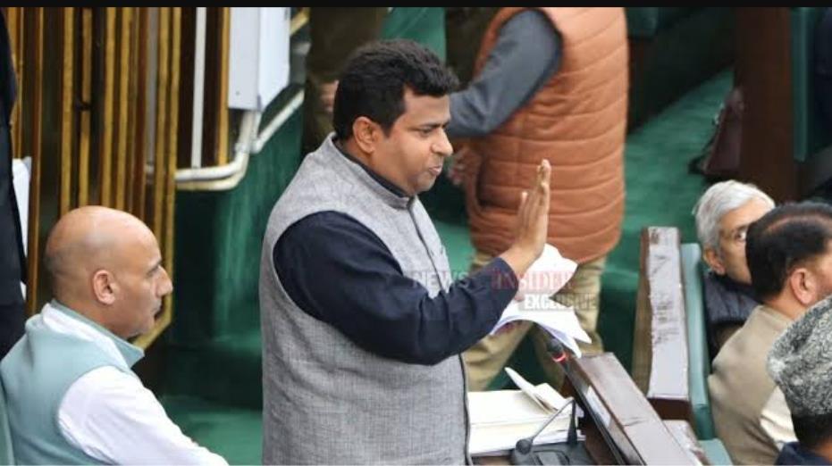 ‘At least their degrees should be checked’: Congress MLA urges govt action against fake reporters