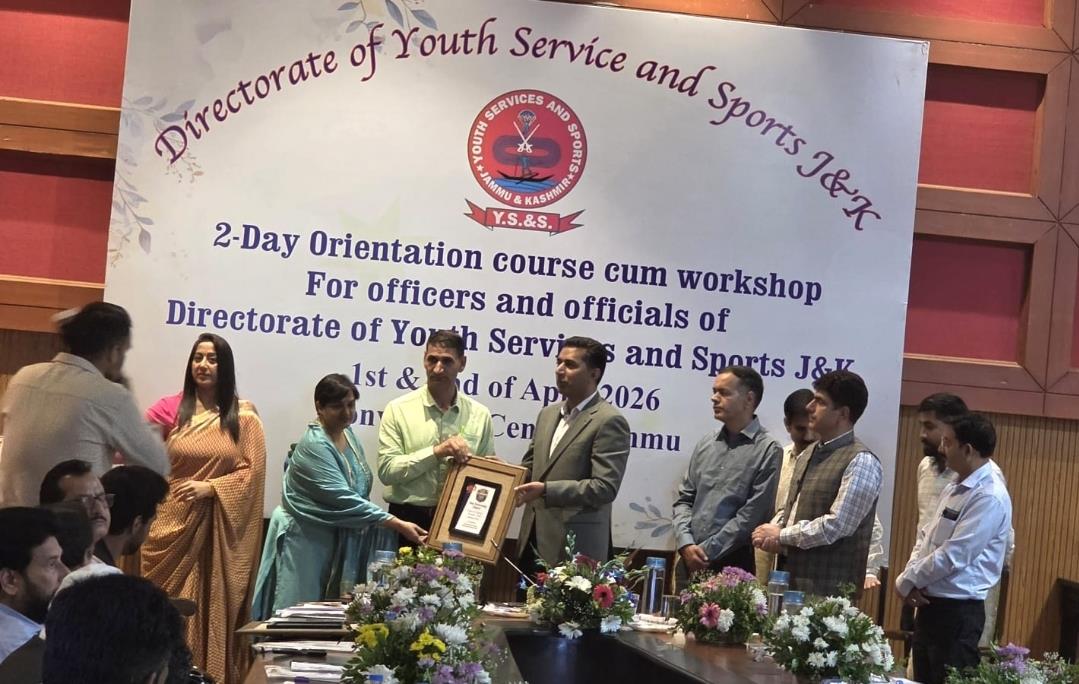 Kupwara District bags best district award in Youth Services and Sports