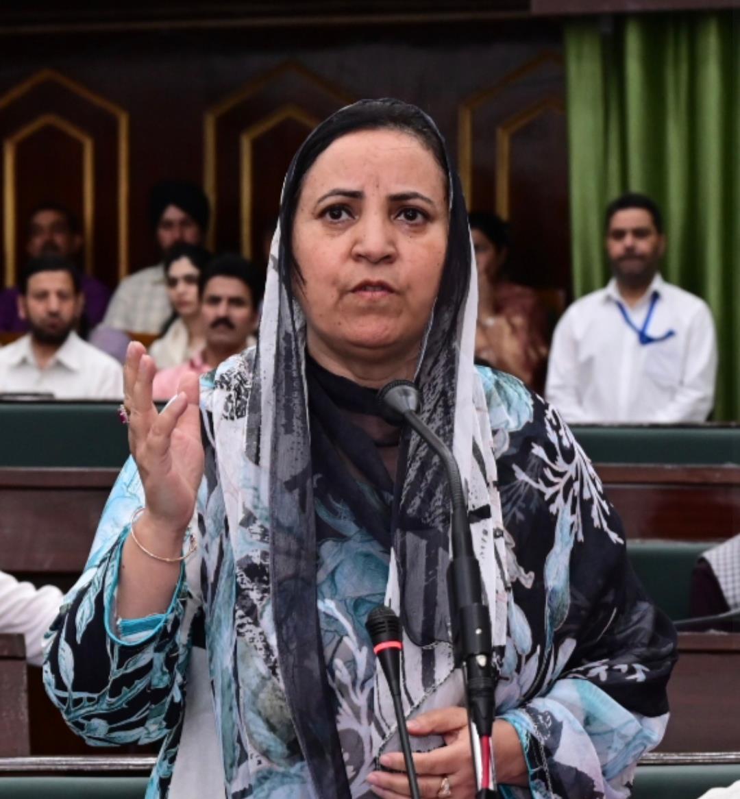Govt places 136 Senior Lecturers as in-charge Principals: Sakeena Itoo
