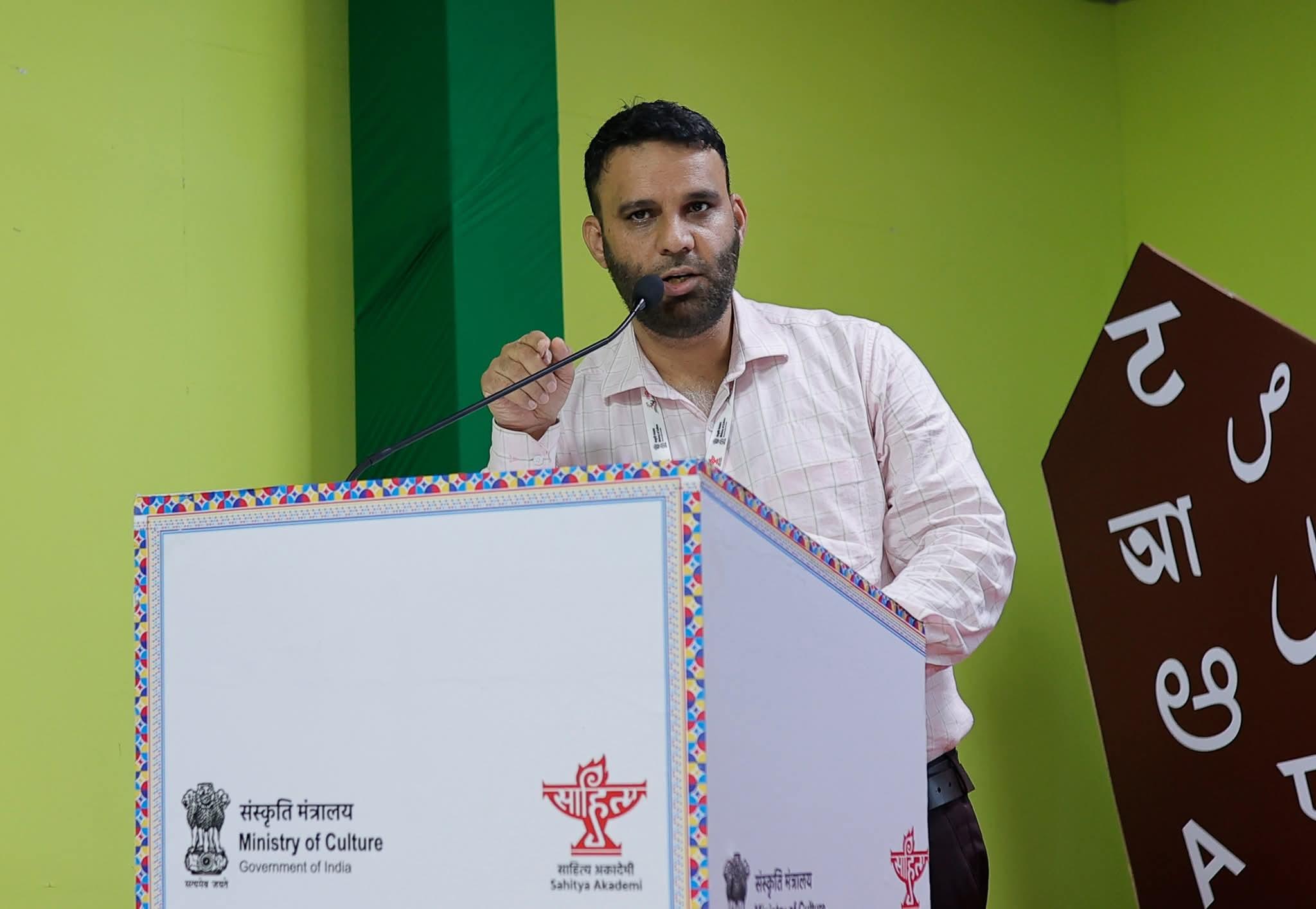 Kashmiri writer Showkat Shifa represents J&K at Sahitya Akademi festival