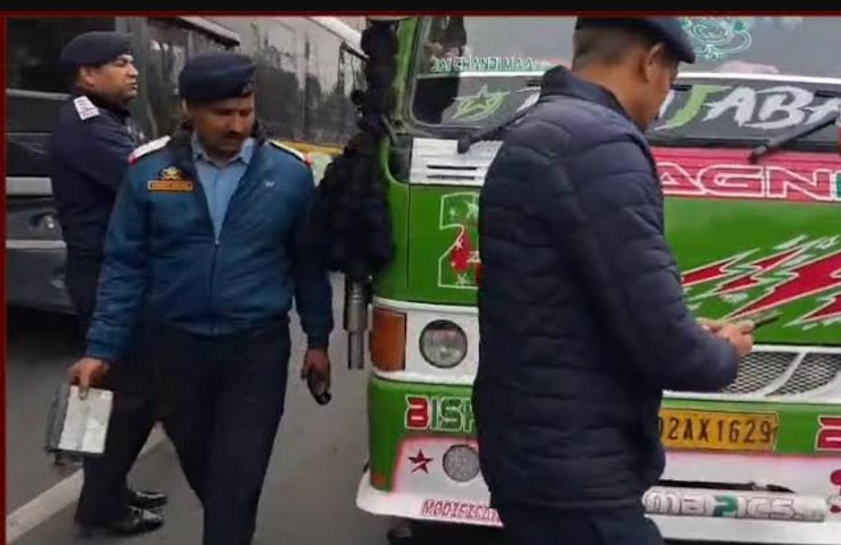 J&K Traffic Police Launch Drive Against Pressure Horns