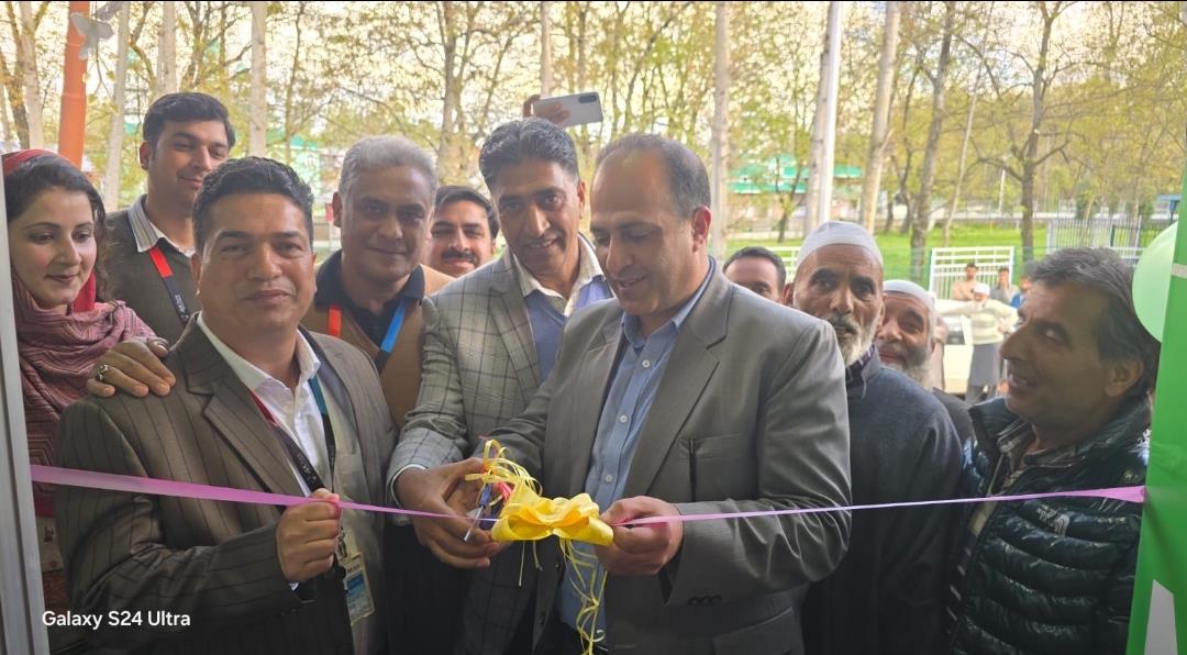 J&K Bank commissions two ATMs in Kulgam to enhance customer convenience