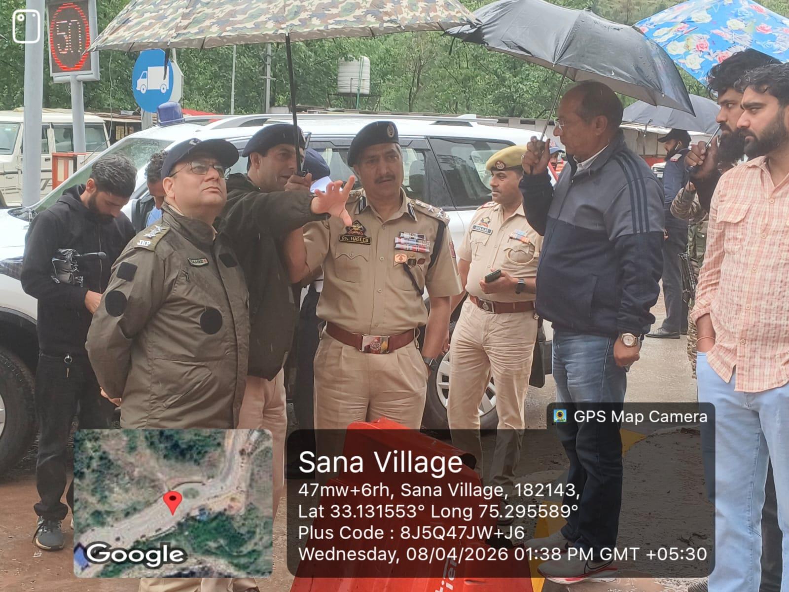 NH-44 inspection carried out amid rainfall; commuter safety priority ; DIG Traffic