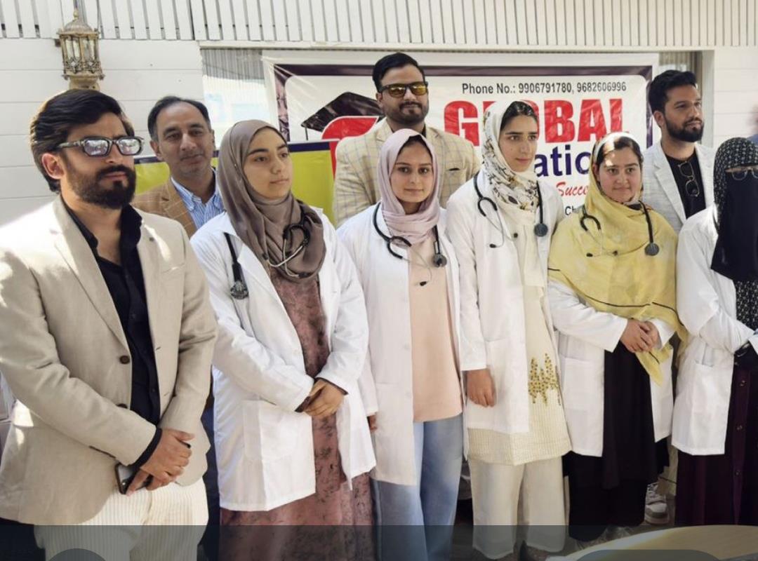 Global Innovations sends MBBS batch to Bangladesh, hosts farewell in Srinagar