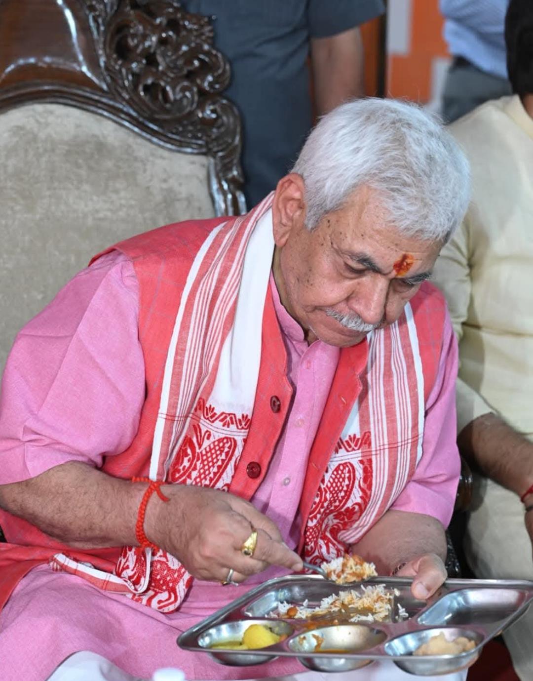 Serving needy is highest duty, lauds Sewa Bharti's spirit : LG Sinha