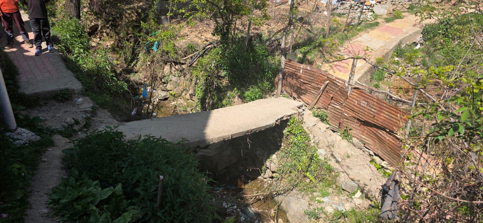Villagers Allege Irregularities in Development Works in Bandipora