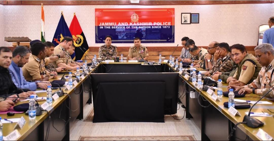 IGP Kashmir orders heightened vigil, cordon operations across Valley