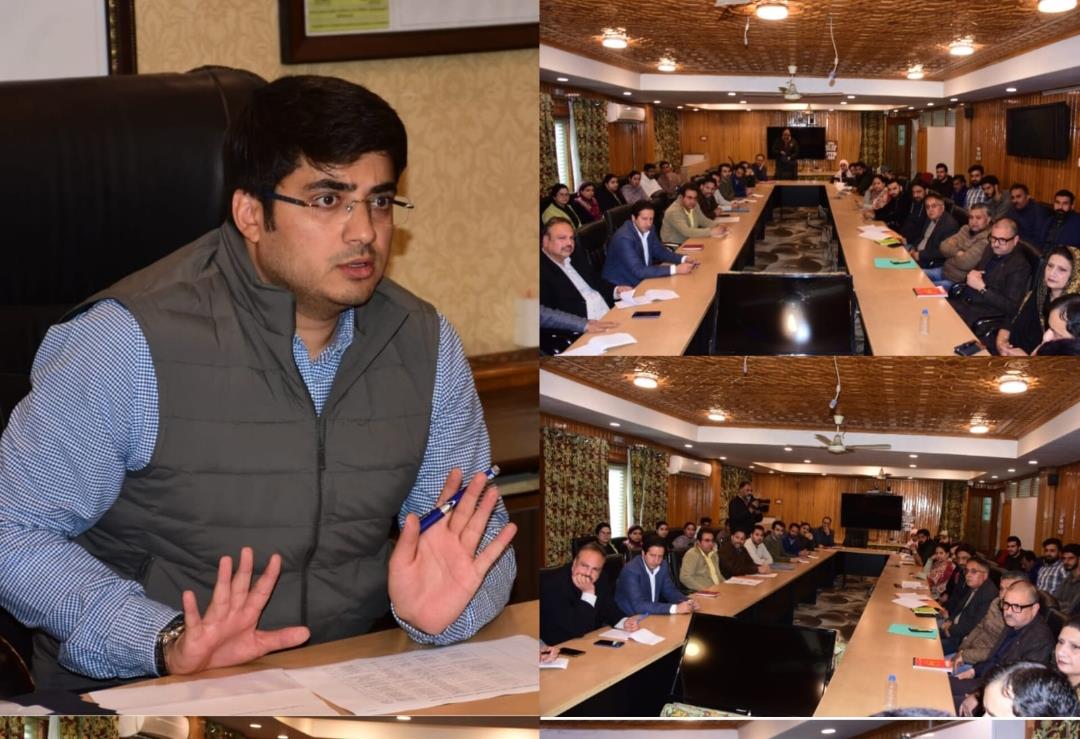 Principal Census Officer (Urban) Srinagar Chairs High-Level Review Meeting