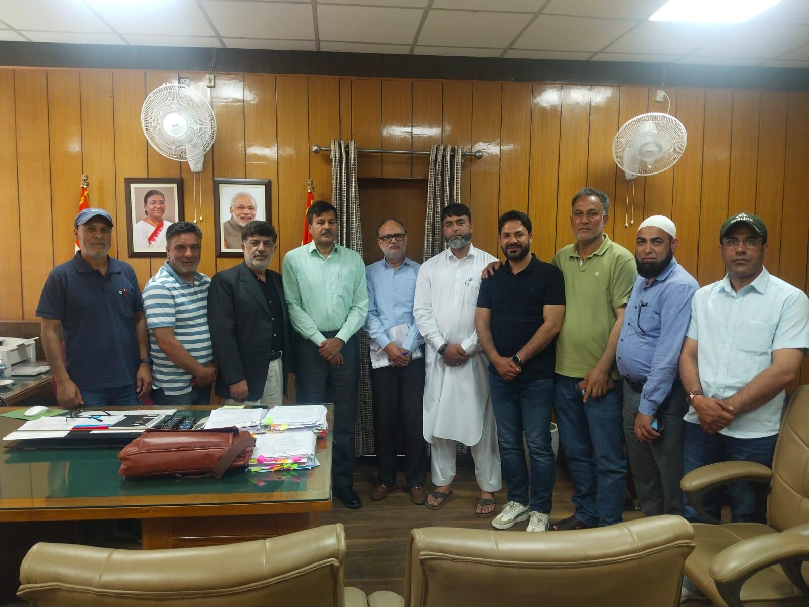 Govt Assures full Support as J&K Solar Association Flag Critical Issues Before Top Officials