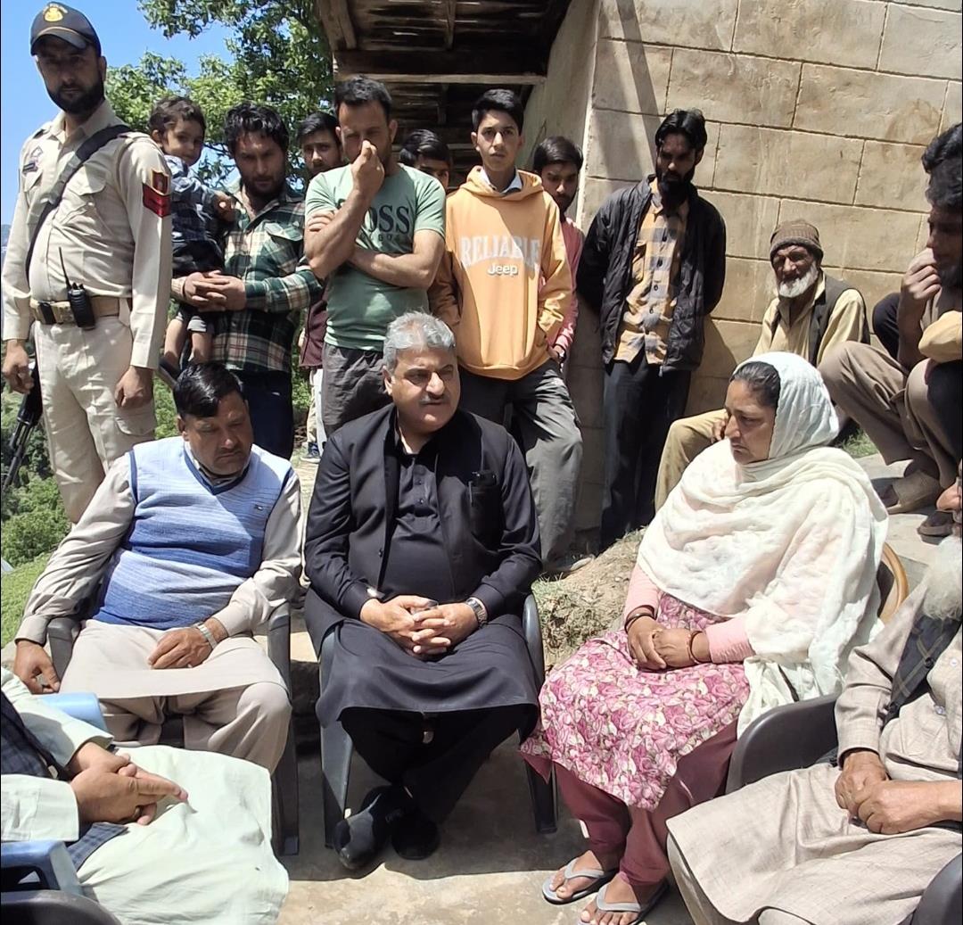 MLA Sajjad Shaheen Visits Pogal, Offers Condolences to Tanvir's family