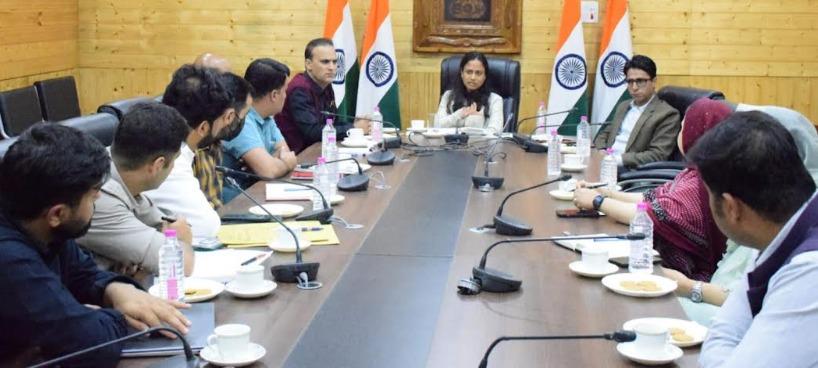 Director Information reviews functioning of DICs across Kashmir Division