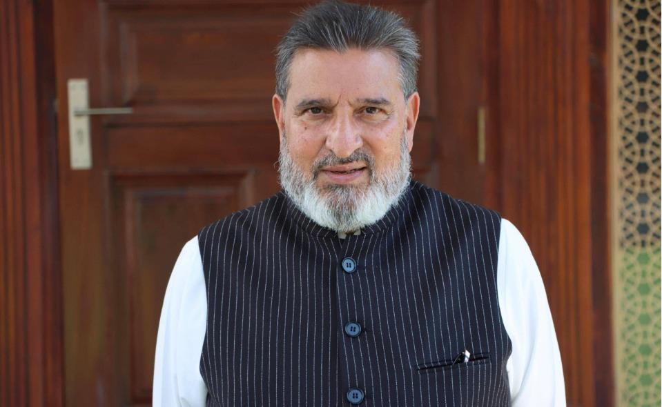 Altaf Bukhari slams J&K government after Tamil Nadu CM announces 200 units of free electricity
