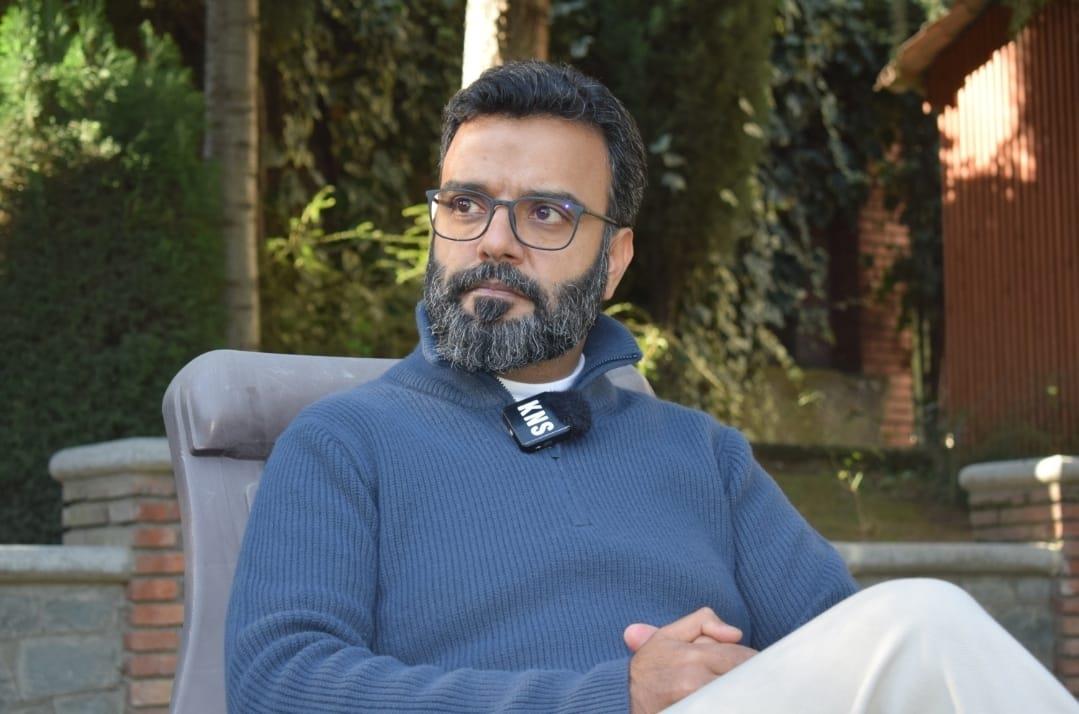 Ruhullah says liquor shops must shut across Kashmir