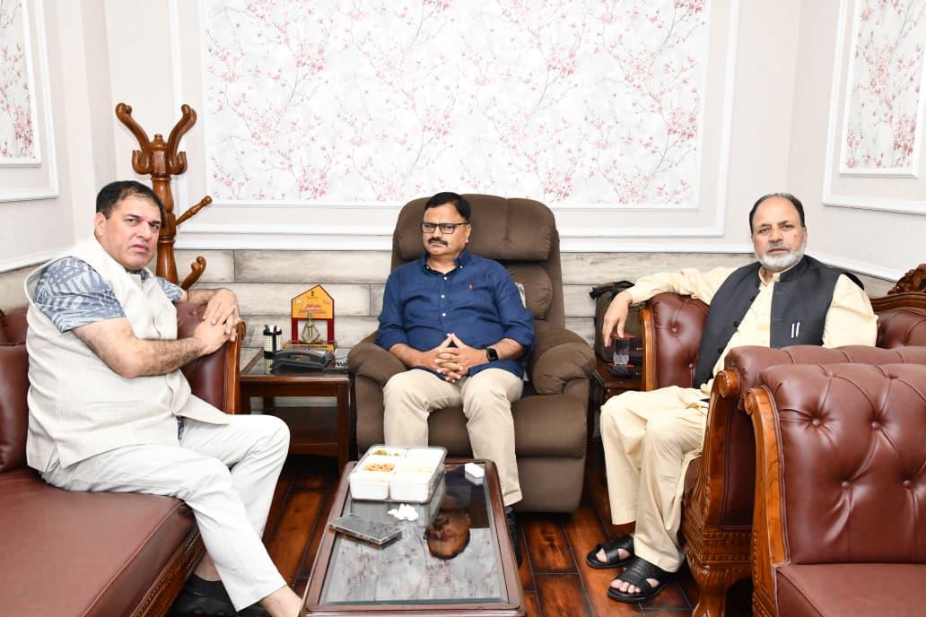 Legislators express gratitude to Javed Rana for creation of new divisions in Jal Shakti department