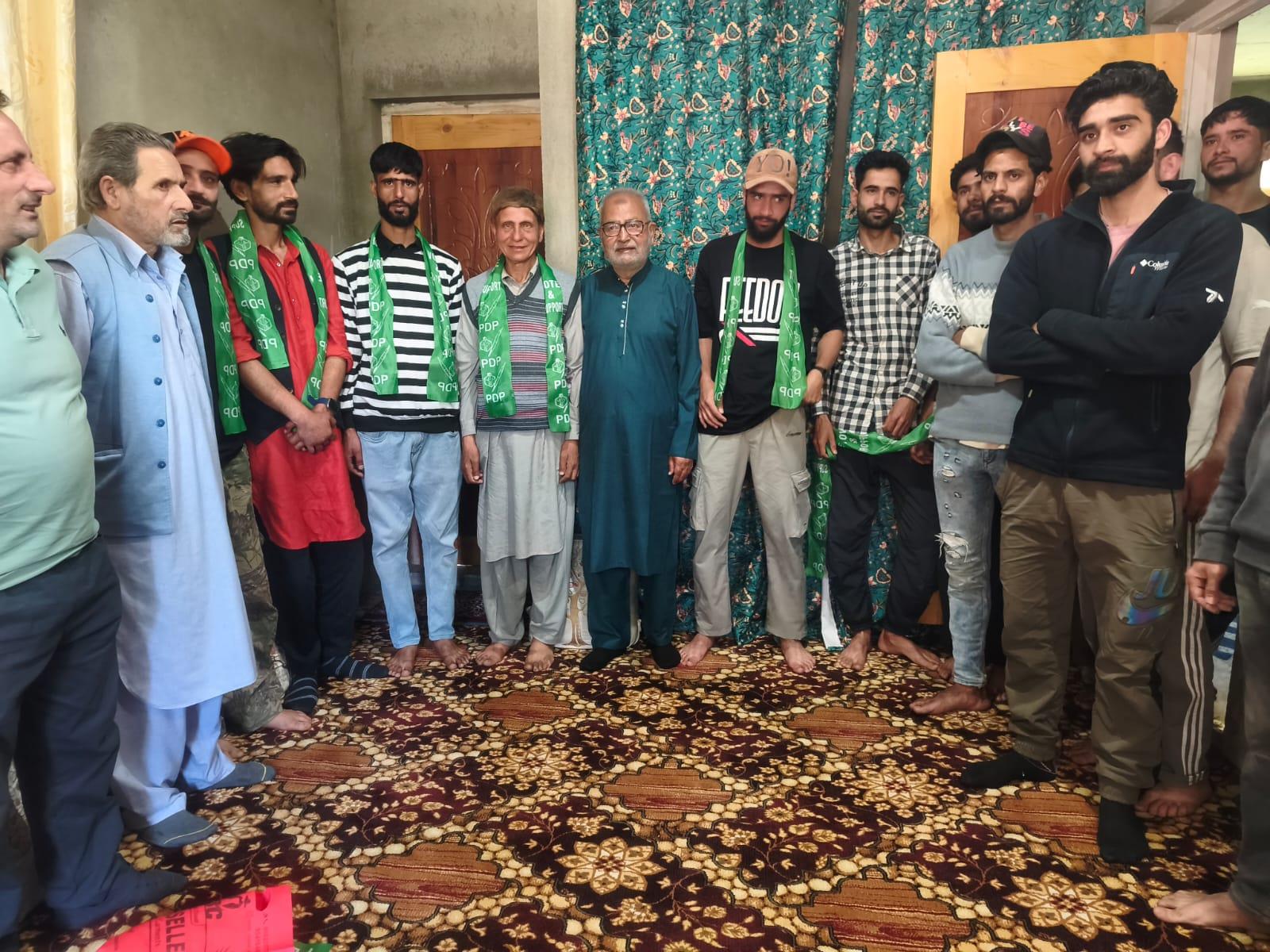 Massive PDP joining drive held in Bandipora village