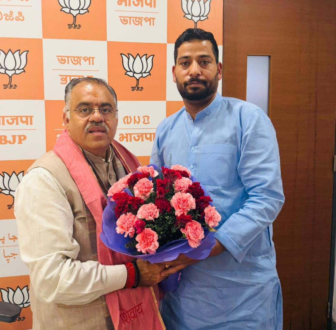 Er. Aijaz Hussain Meets BJP National General Secretary Tarun Chugh in New Delhi