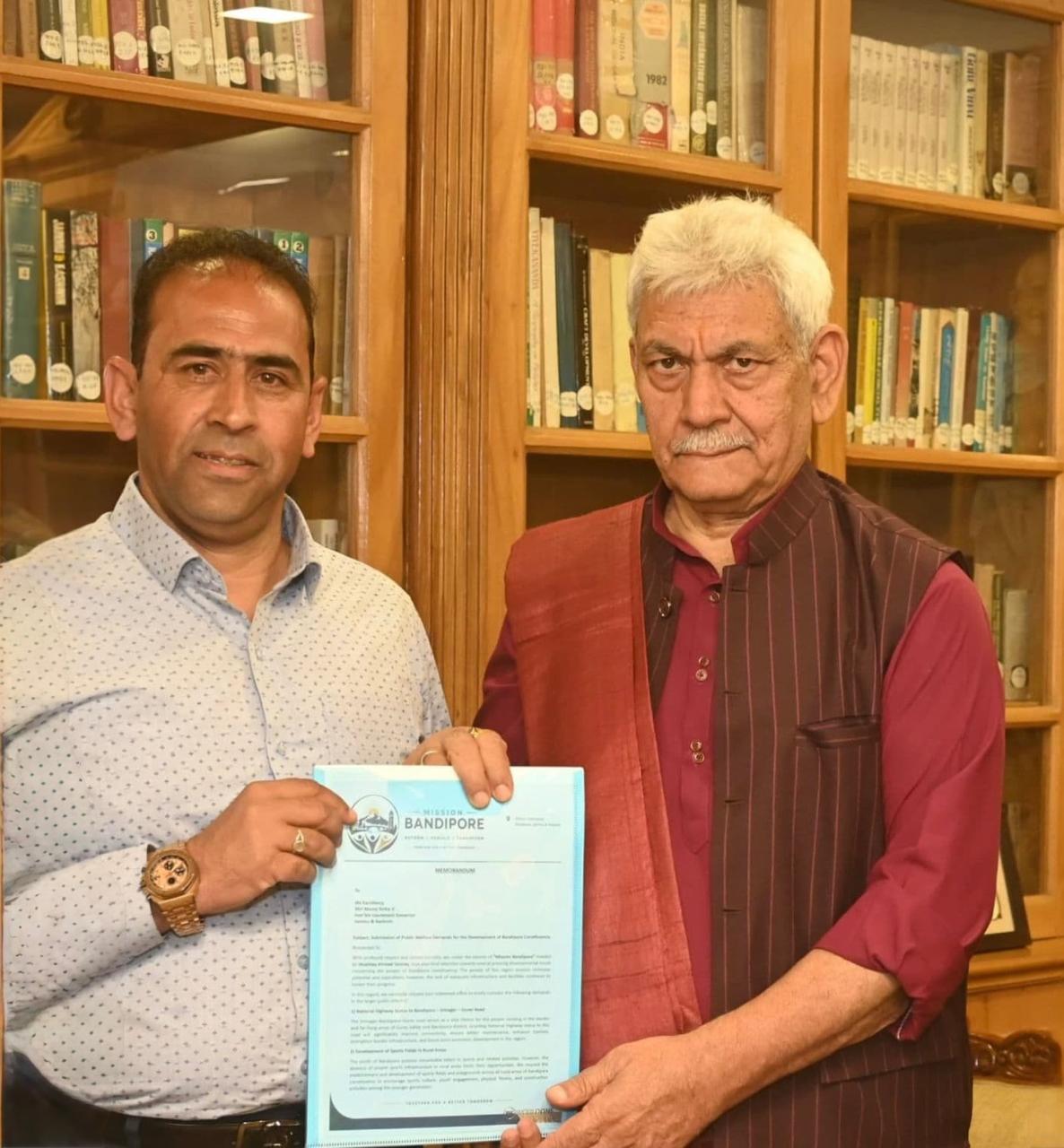 Mushtaq Tantray meets LG Sinha, projects public issues