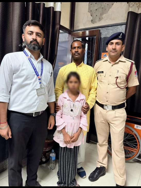 Railway staff reunites missing child with parents at Katra station