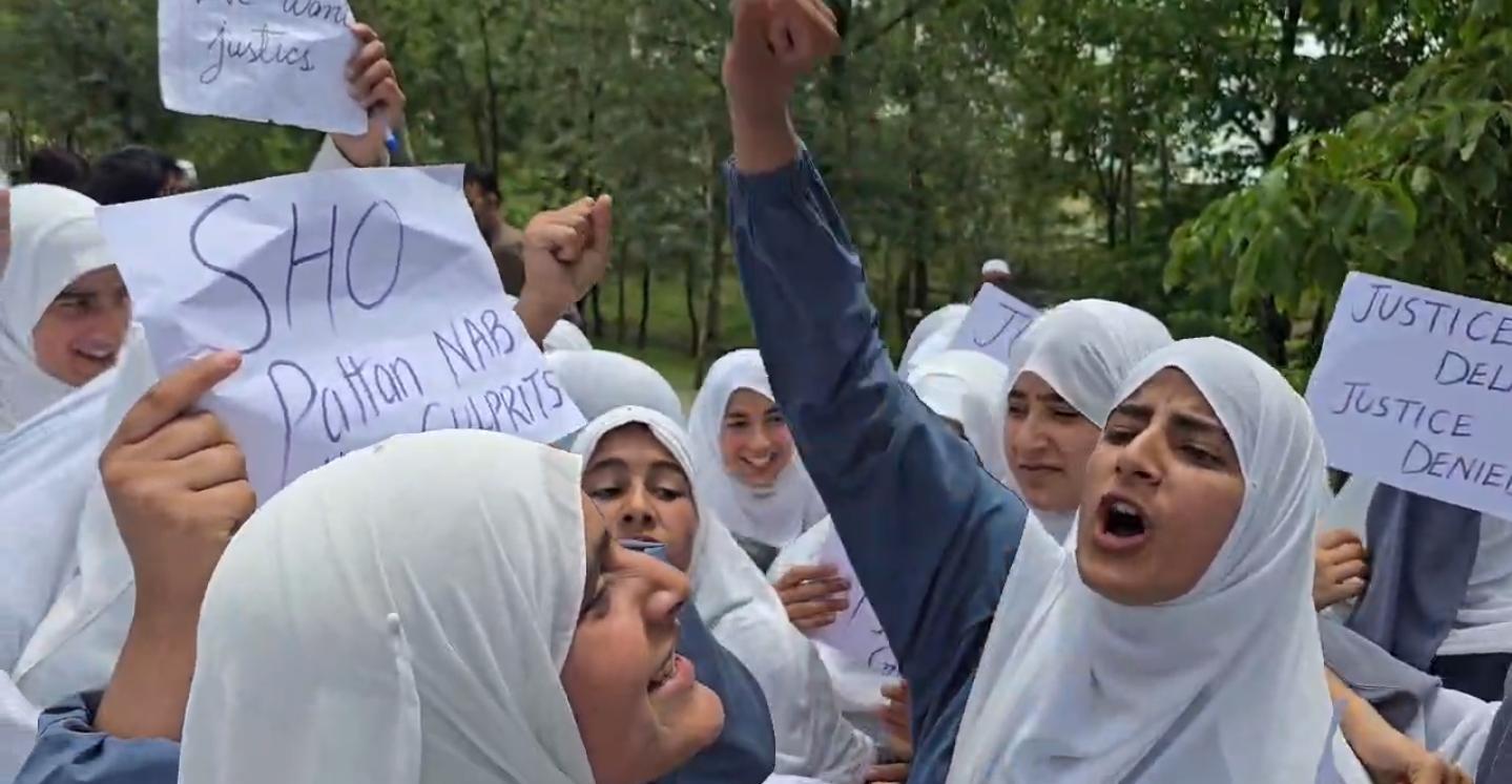 School theft sparks student protest in Baramulla Village