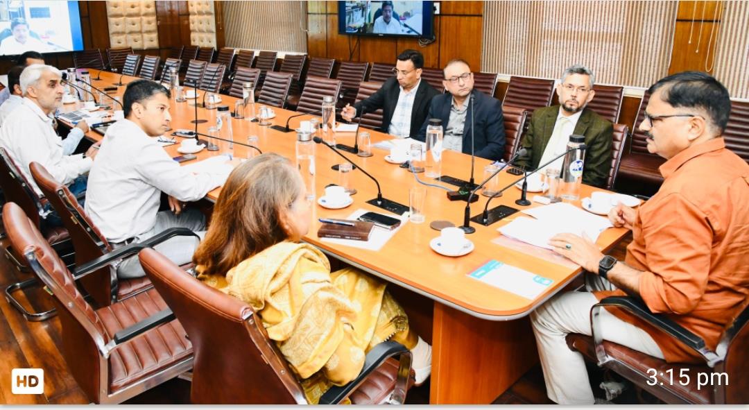 Rana reviews implementation of FRA in J&K