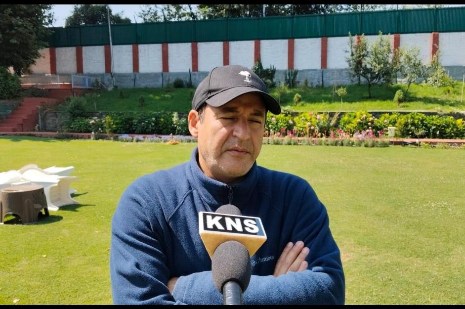 Hailstorm devastates Kashmir orchards; Govt. to roll out crop insurance within month : Agriculture minister