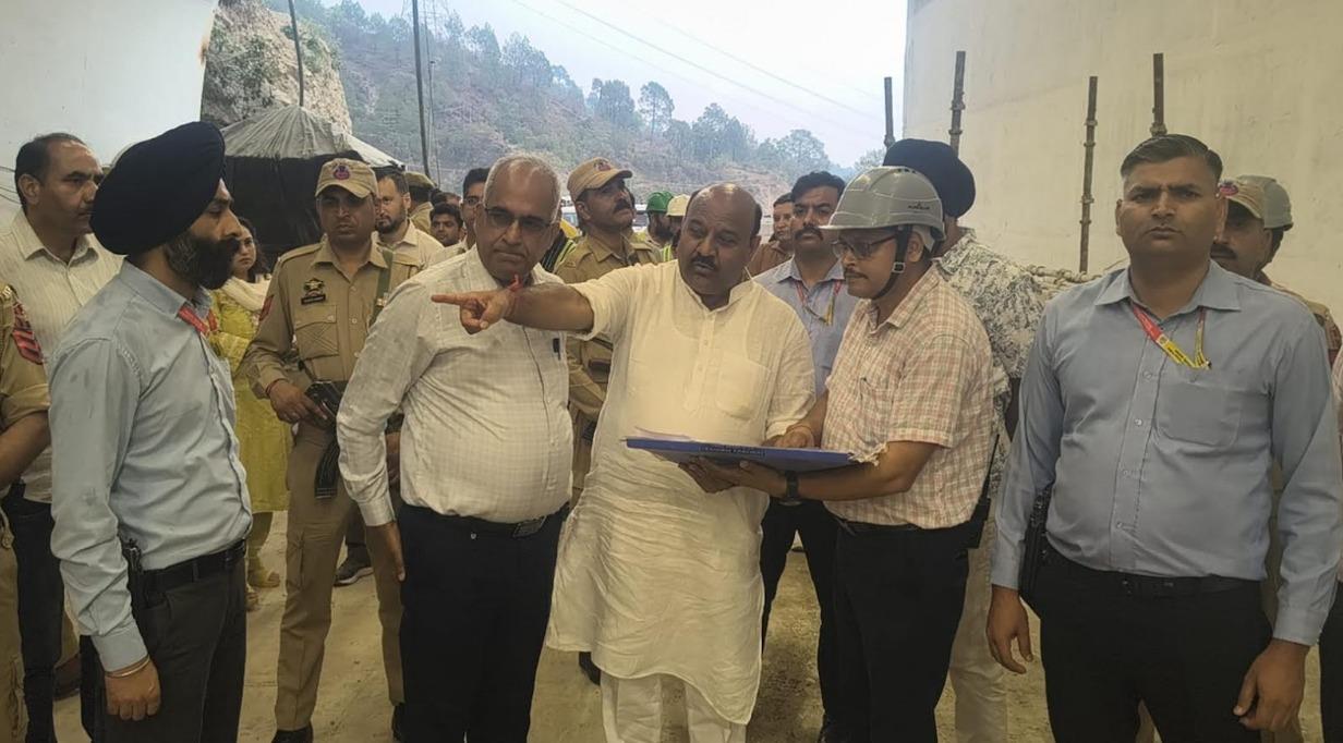 Deputy CM inspects Sungal Tunnel project at Kalidhar