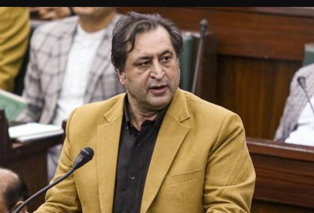 Sajad Lone pays heartfelt tribute to Ex-MLA Mohammad Sultan Pandithpori on his first death anniversary