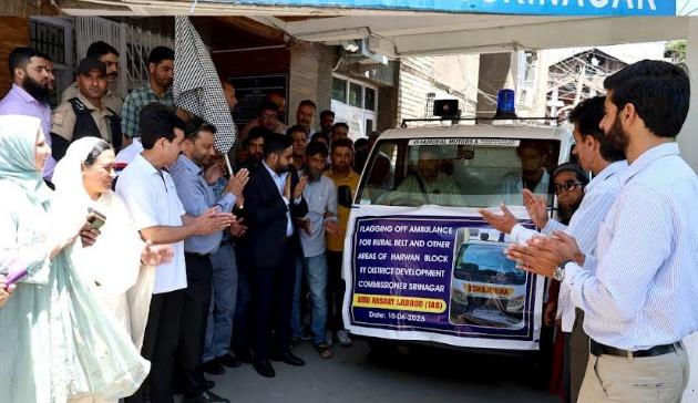 DC Srinagar hands over fully equipped Ambulance to BMO Hazratbal to strengthen emergency healthcare services in Harwan Block