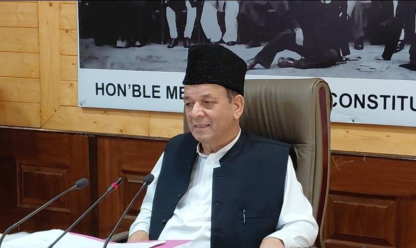 Speaker Rahim Rather Condoles Driver’s Death in Budgam School Bus Accident