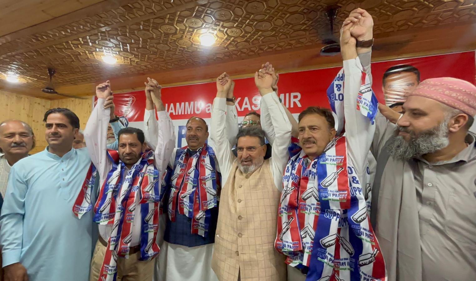 Apni Party Strengthens Base in Bandipora as Prominent Leaders Join Ranks