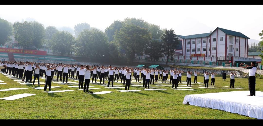 Chinar Corps celebrates International Day of Yoga with zeal, harmony and collective spirit