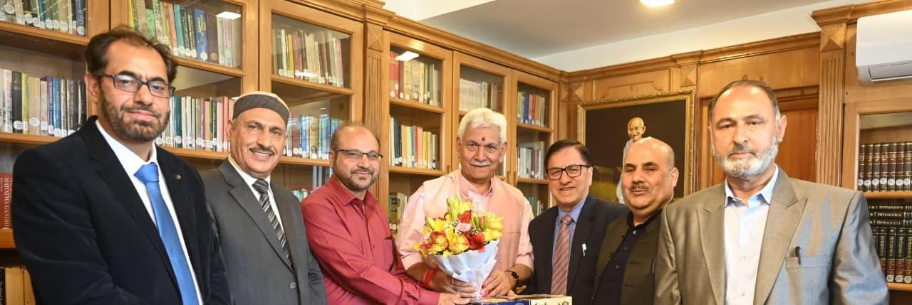 Pahari Welfare Society delegation meets LG Sinha, raises ST issues
