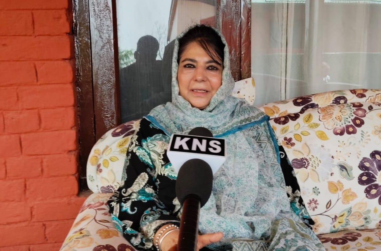Mehbooba Speaks to Punjab CM on Alleged Harassment of Kashmir Mutton Dealers