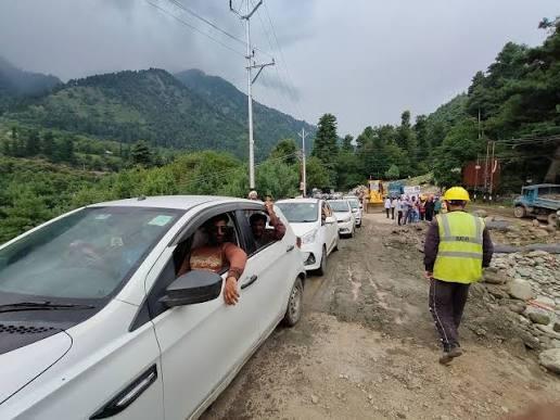Baramulla-Uri Highway to Remain Closed for 10 Hours on Sunday for Hill Cutting Work