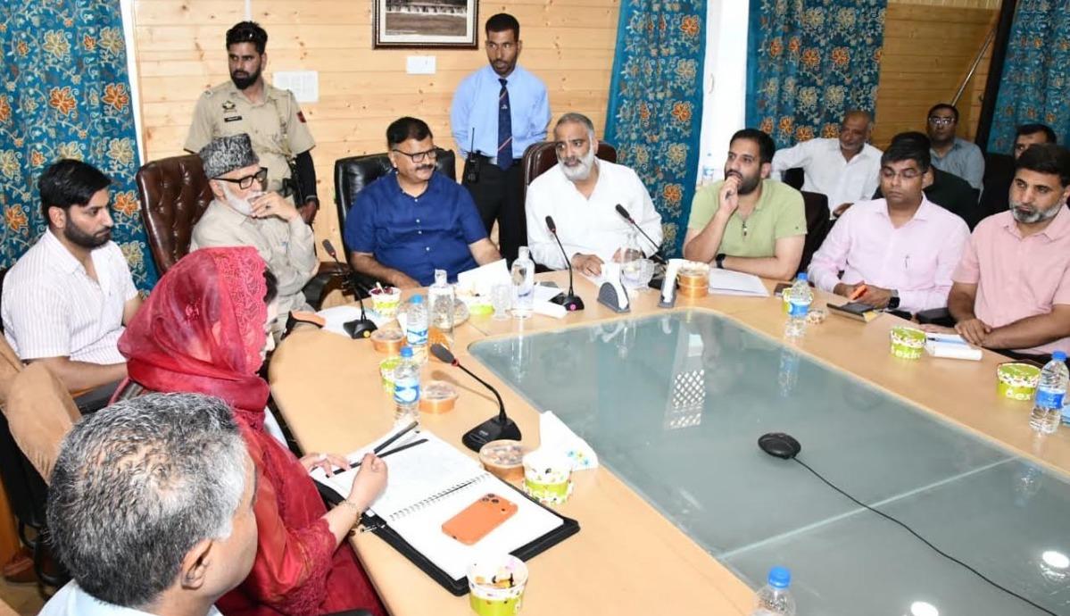 Rana reviews water supply, irrigation, forest, tribal issues of Khanyar, Hazratbal constituencies