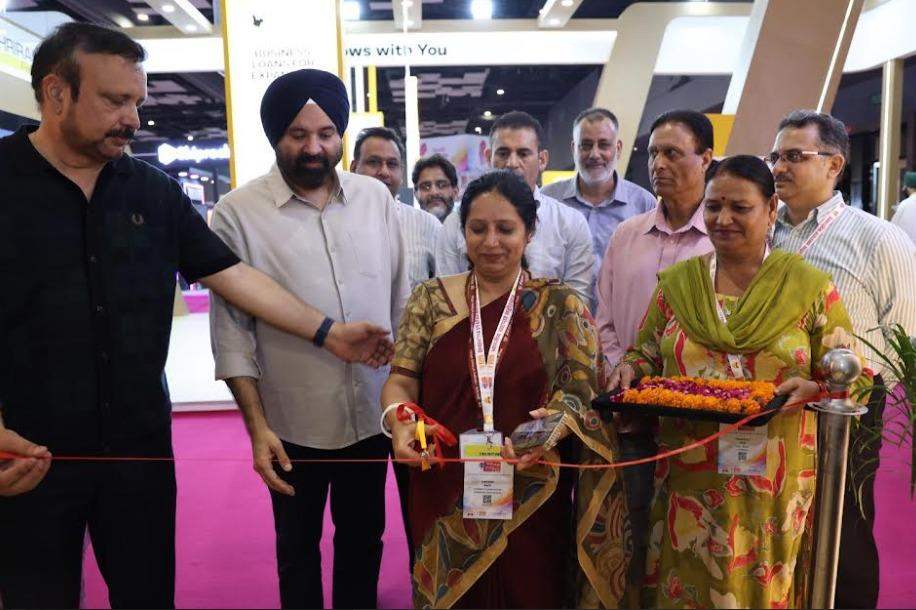 J&K Govt rolls out ‘JK Karigari’ to take UT’s authentic handicrafts to national, global markets