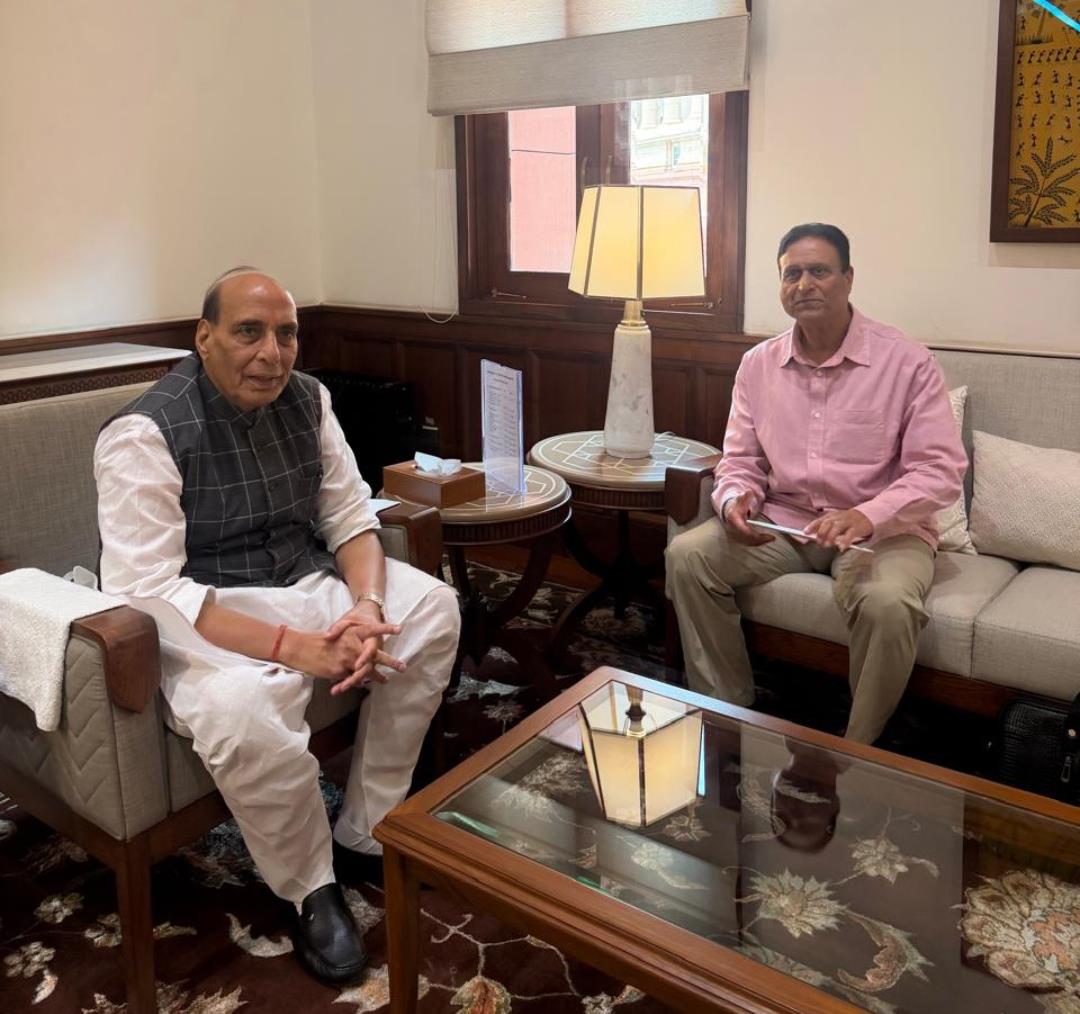 MP Ramzan meets Rajnath Singh, demands restoration of J&K statehood