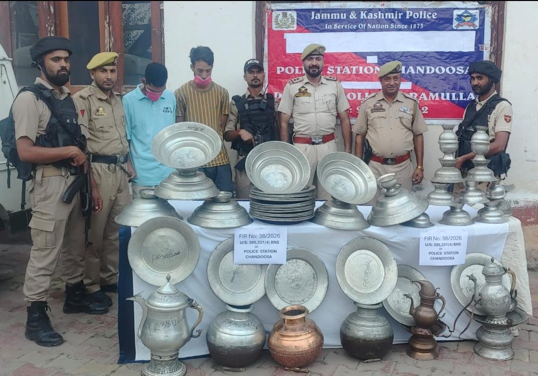 Baramulla Police Recover 53 Stolen Copper Utensils; Two Arrested in Chandoosa Theft Case