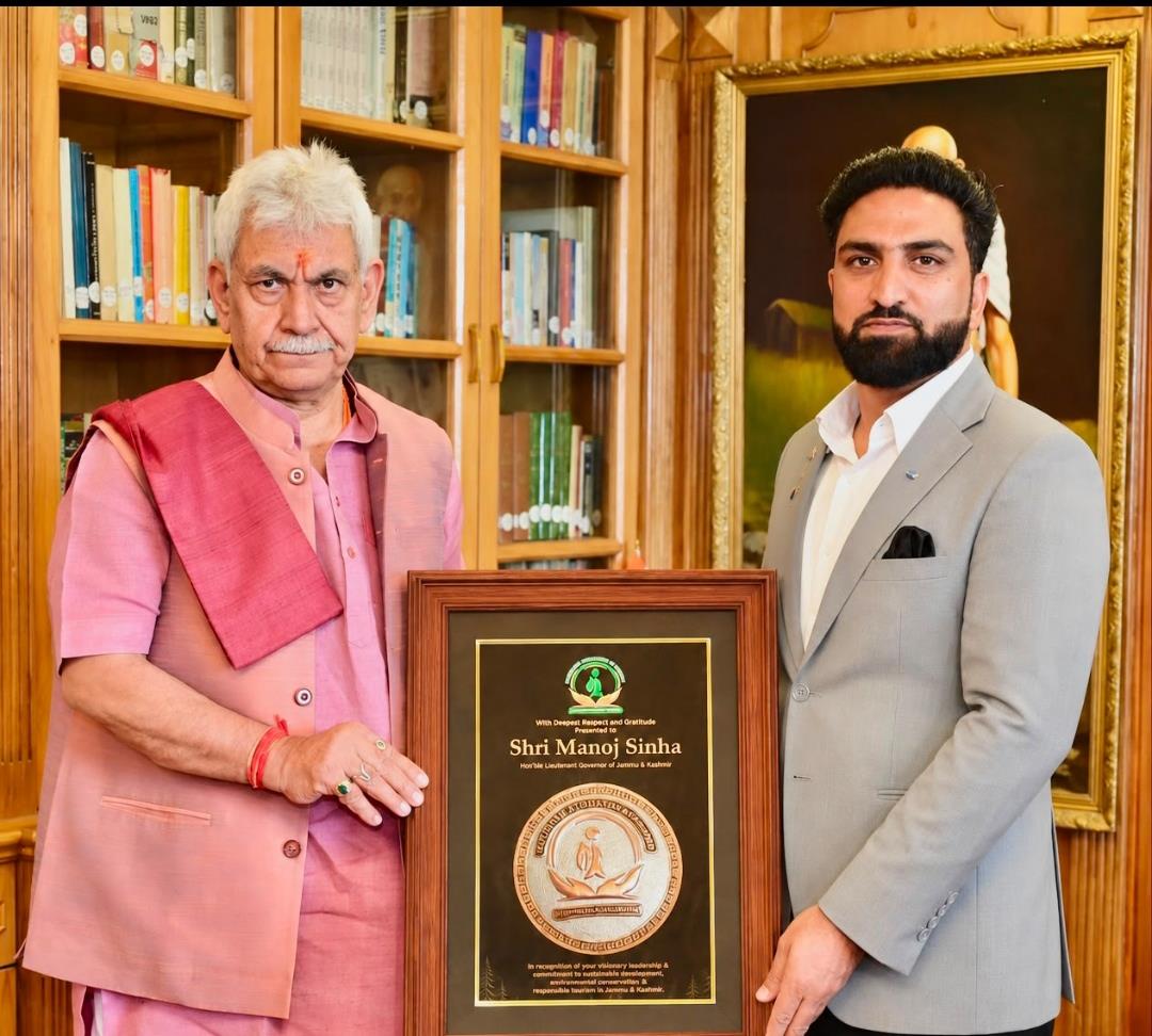 Ecotourism Association urges LG Sinha to strengthen environmental protection in Kashmir