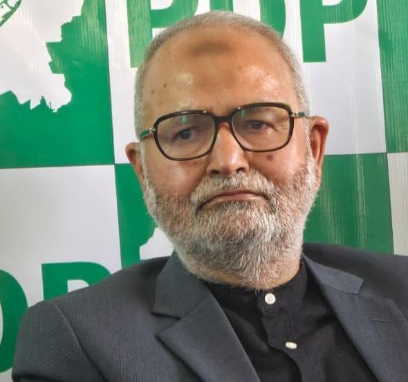 Naeem Akhtar Urges Govt to Make Rainwater Harvesting Part of JJM in Hilly Areas