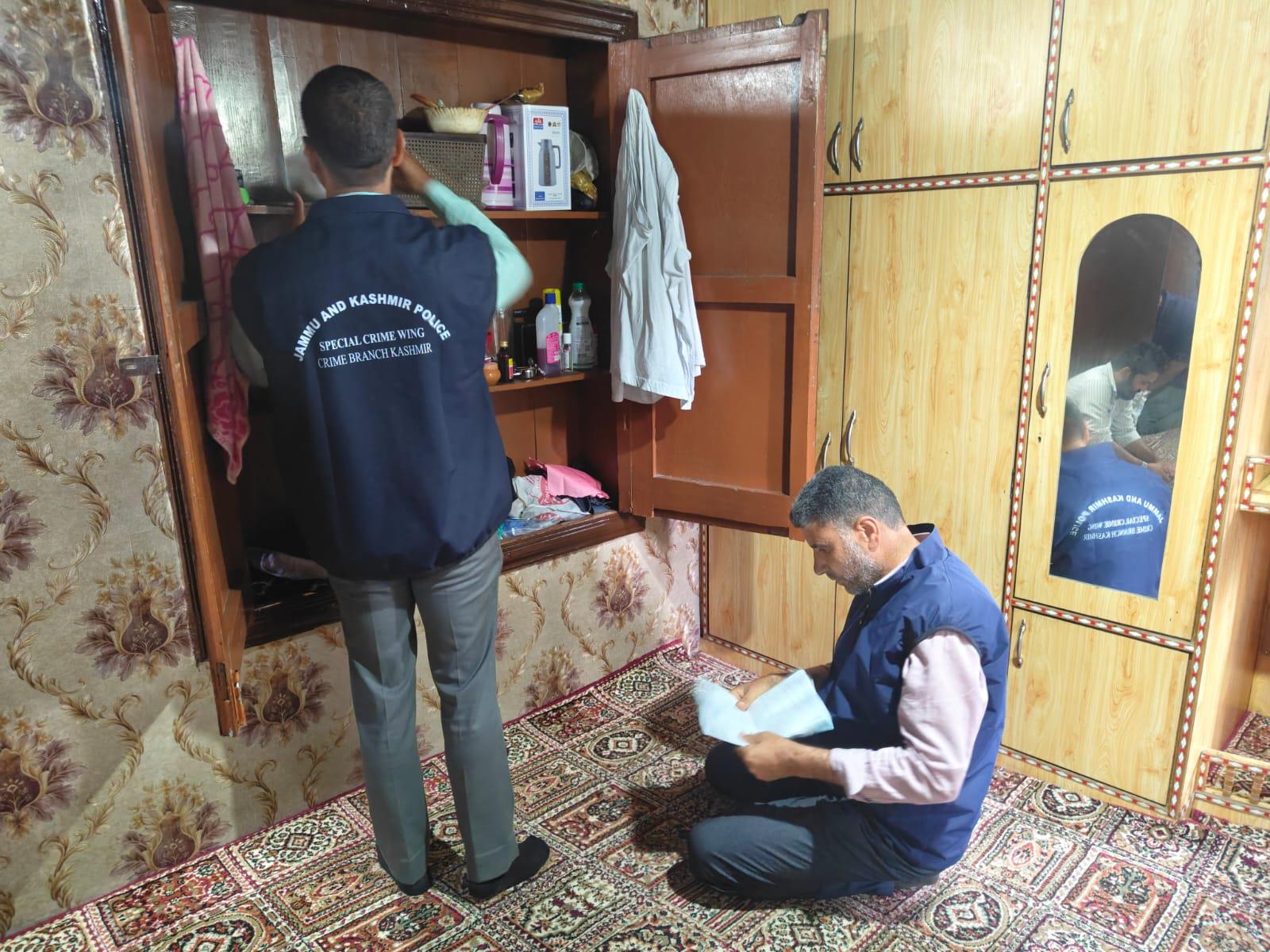 SCW Kashmir Conducts Search at Safakadal in J&K Police Appointment Forgery Case