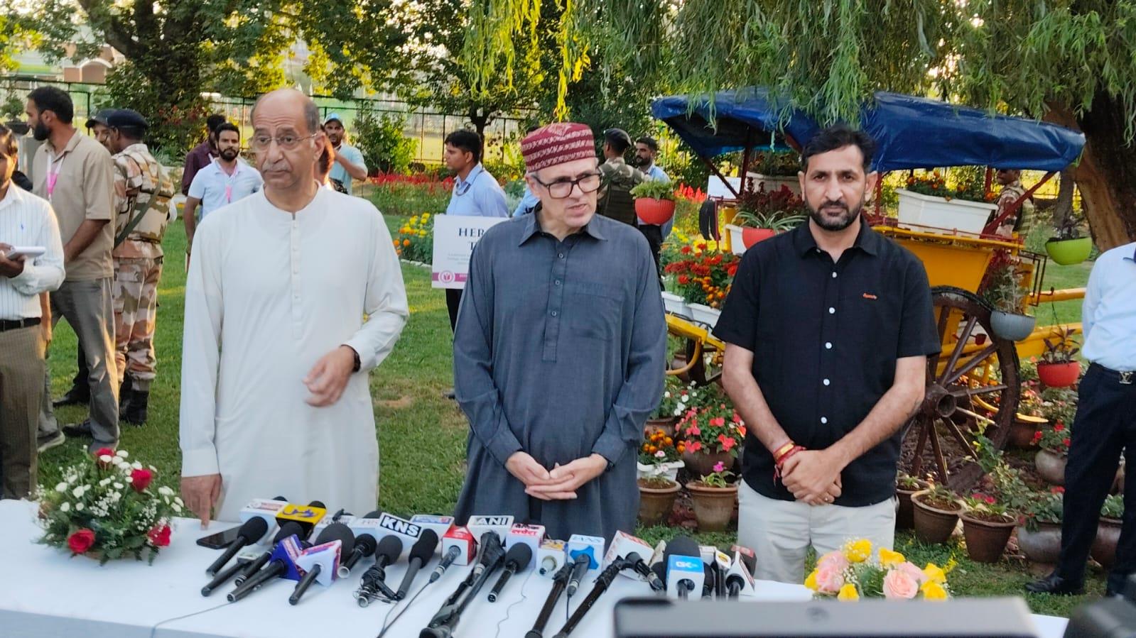 CM Omar backs Rahul Gandhi, says questioning govt is opposition’s job