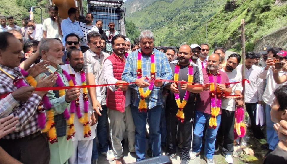 MLA Sajjad Shaheen lays foundation stone of ₹7.33 crore Nachlana-Talab road