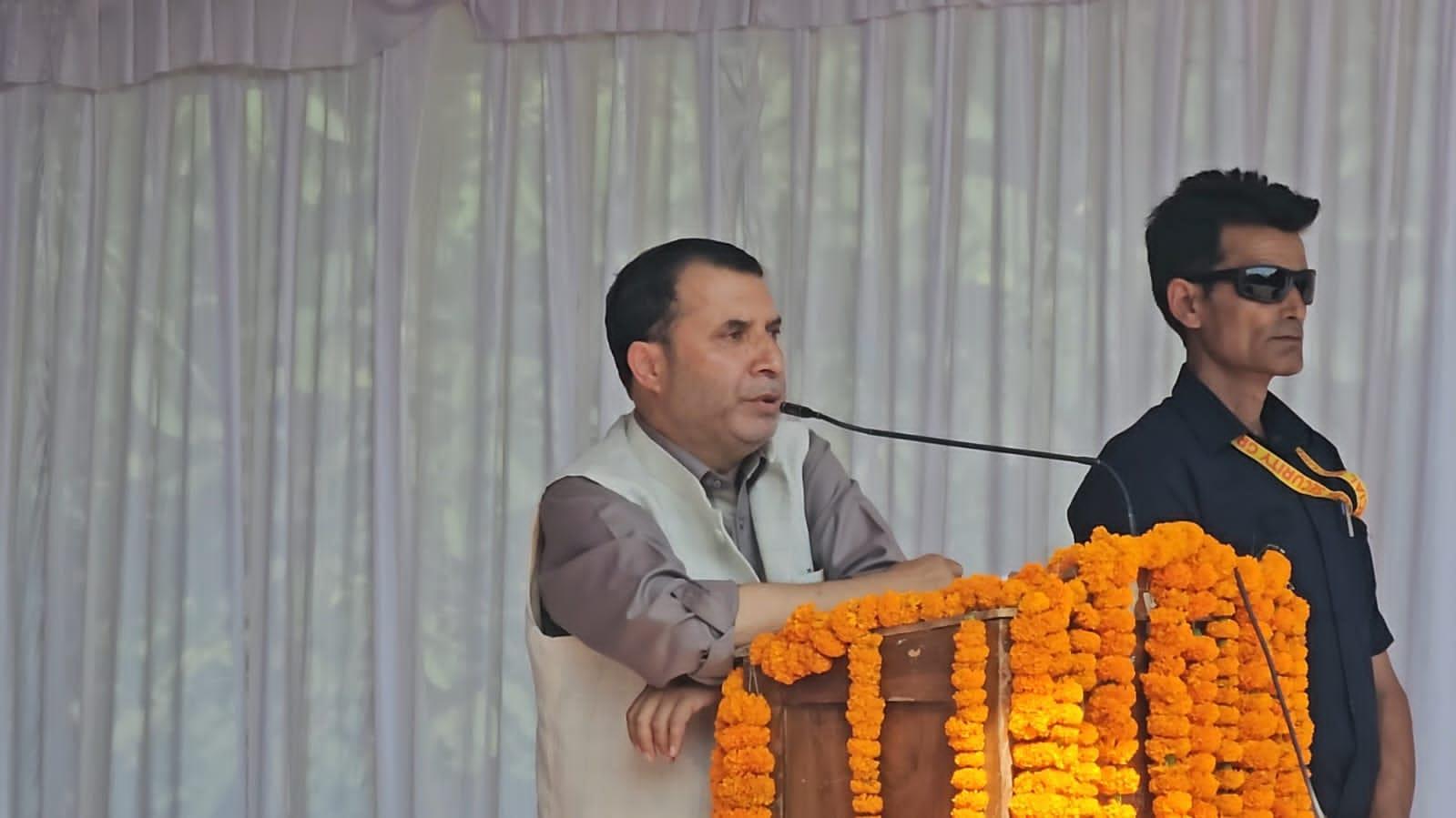 CM Lays Foundation Of Fruit Mandi At Wussan Kunzer In Tangmarg After 25-Year Demand: MLA Farooq Shah