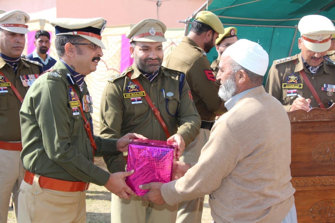 J&K Police Observes ‘Police Commemoration Day’ Across Kashmir Valley