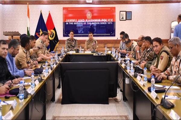 IGP Kashmir orders heightened vigil, cordon operations across Valley